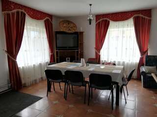 Дома для отпуска Casa Jasmin Бран Дом для отпуска-97